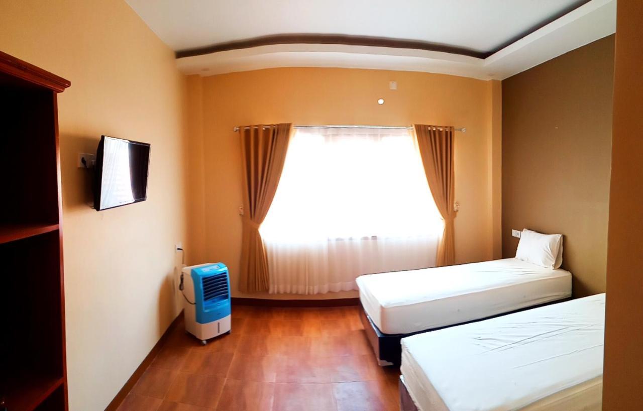 Bluefire Homestay Syariah Бануванги Екстериор снимка