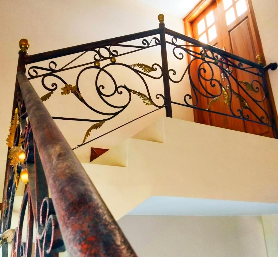 Bluefire Homestay Syariah Бануванги Екстериор снимка