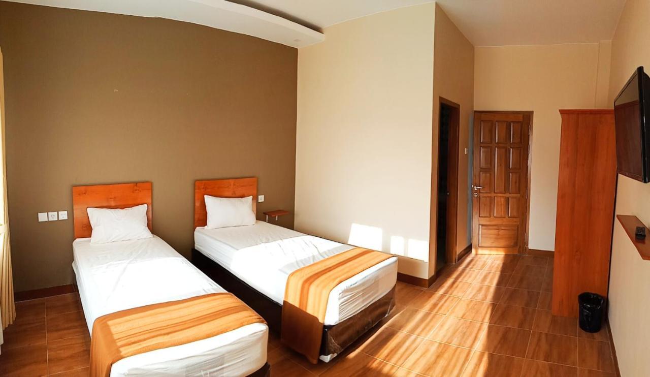 Bluefire Homestay Syariah Бануванги Екстериор снимка