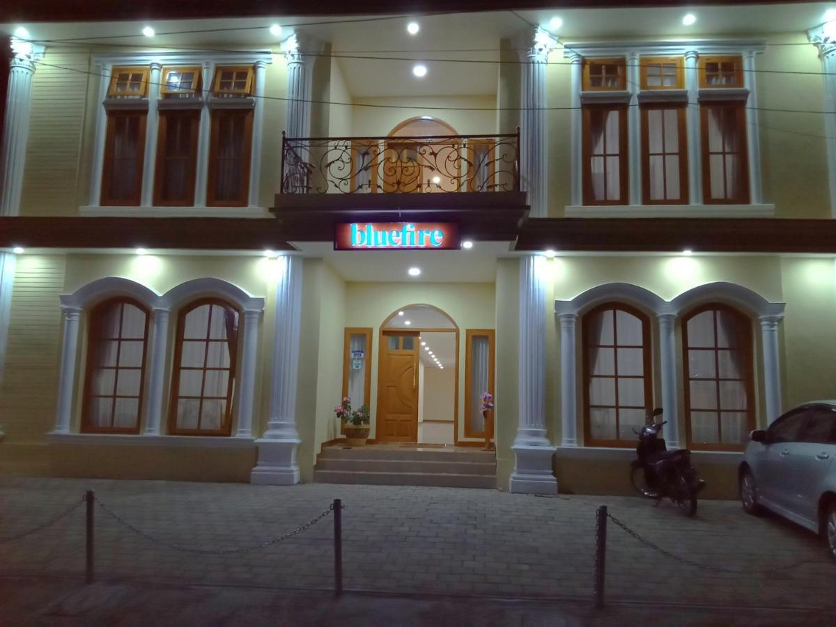 Bluefire Homestay Syariah Бануванги Екстериор снимка